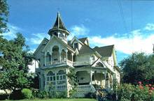 в духе русского терема